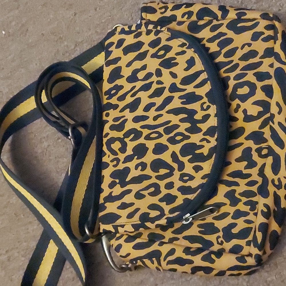 Leopard crossbody